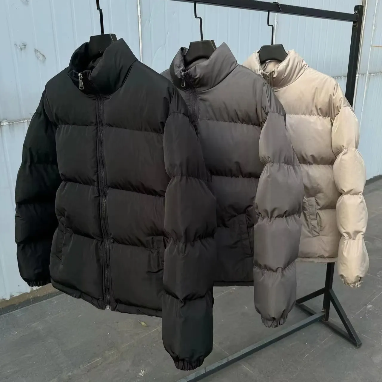 Men's Boxy Cropped Puffer Jacket Full-Zip Boxy Fit Collar Winter Outerwear Streetwear Private Label OEM/ODM Manufacturer