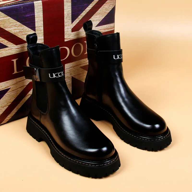 2025 New Chelsea Motorcycle Men's Boots Fashion and Casual Interior Height Increasing Youth Short Boots British Men's Boots