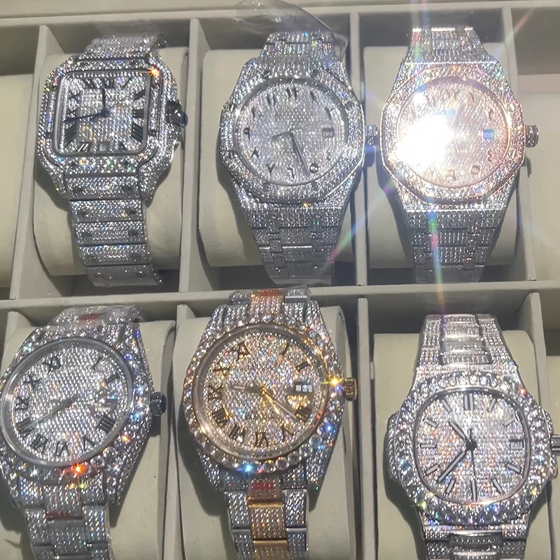 คุณภาพสูงสแตนเลสสตีลสีขาวทอง Hip Hop ผู้ชายหรูหรานาฬิกาเพชร Vvs Iced Moissanite เซรามิคกรณี