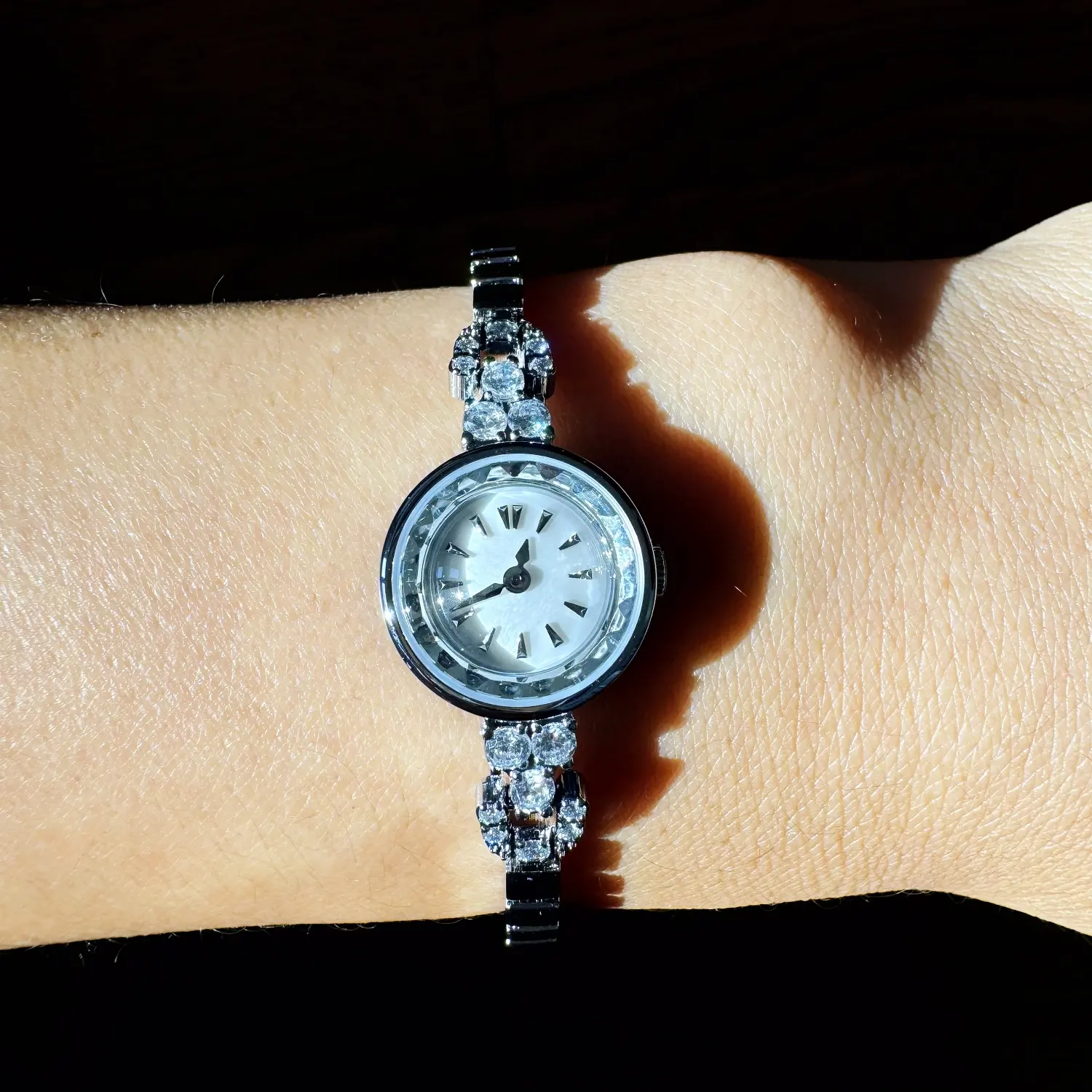 2025 Vintage Women Watch Bracelet Japan Movement Waterproof Oval Quartz Small Gold Watch for Women Luxury Jewelry Clock Reloj