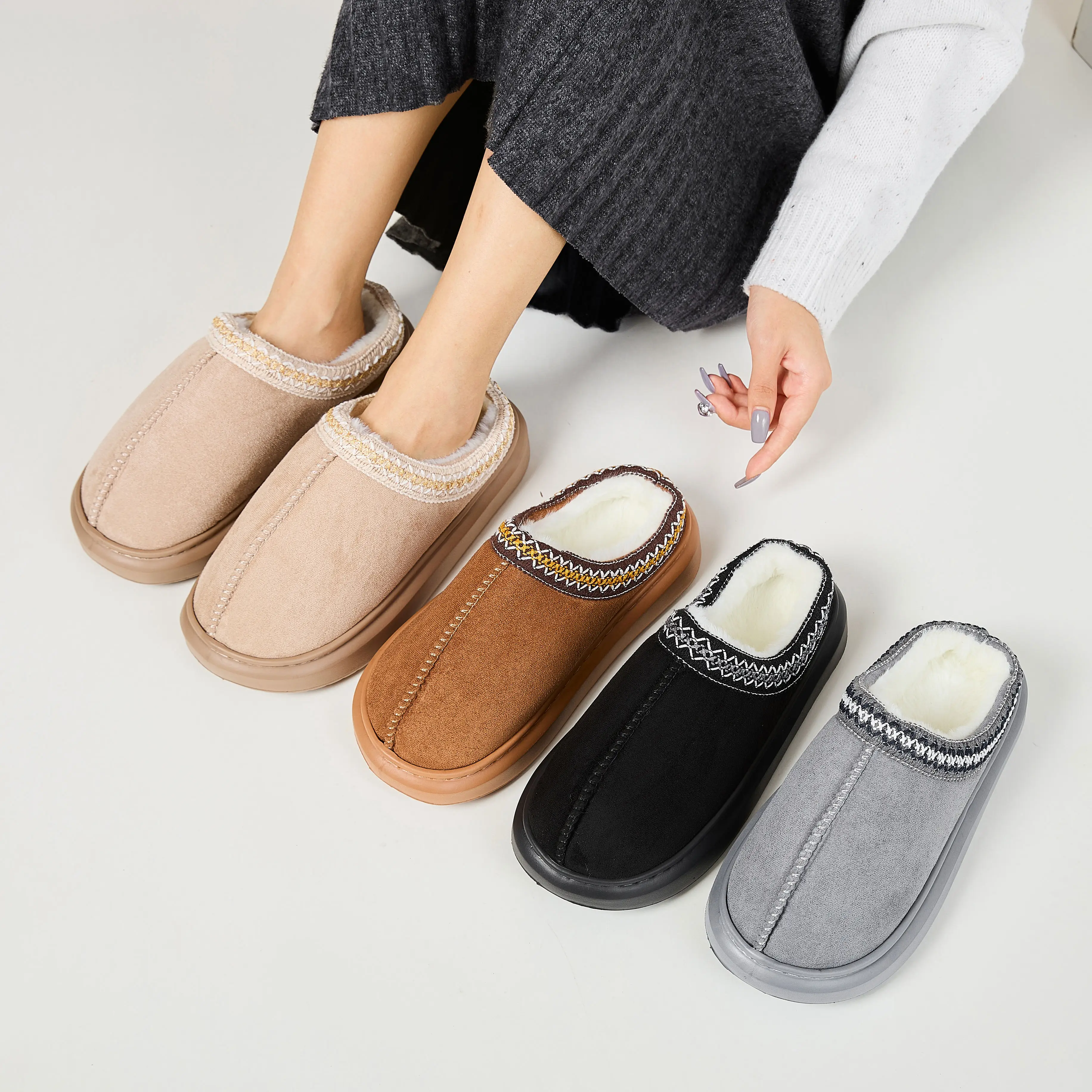 Winter Soft Faux Suede Fluffy Fur Home Indoor Warm Plush Ladies Men Shoes Slides Slippers for Women