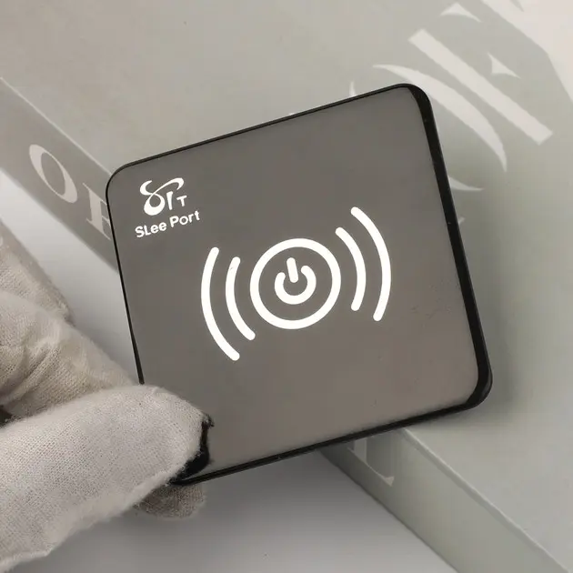 กระจกนิรภัยที่ปรับแต่งด้วยการพิมพ์สกรีนไหมตกแต่งห้องเด็กสีดำตกแต่งห้องครัวตกแต่งห้องนอนที่เป็นของแข็ง Rohs