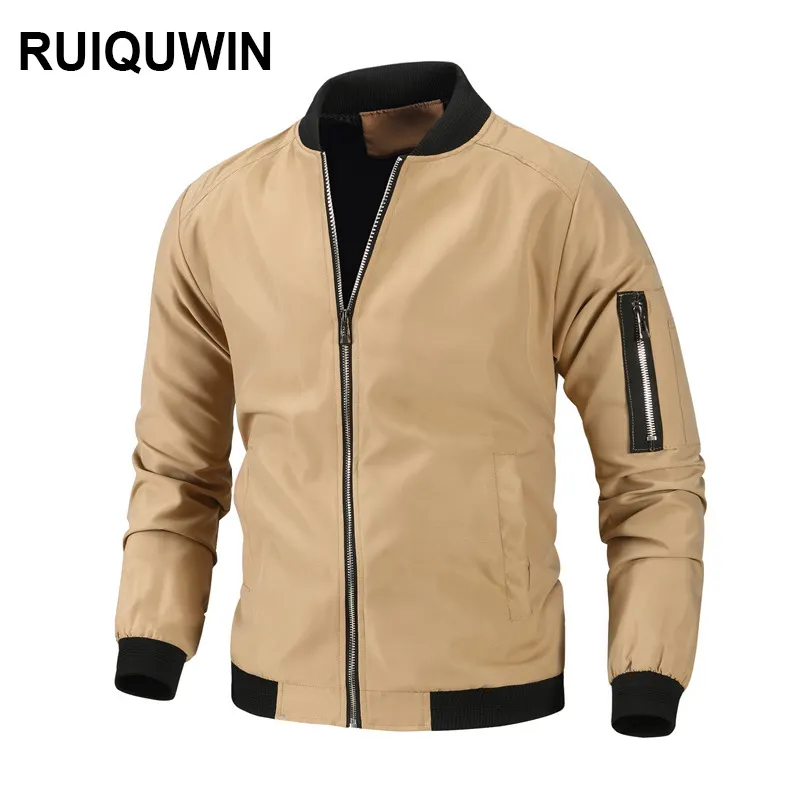 RUIQUWIN 2025 ใหม่สบายๆเสื้อแจ็คเก็ตเบสบอล Stand Collar Zip up Coat Plus ขนาดเสื้อแจ็คเก็ตผู้ชายน้ำหนักเบากีฬาพร้อมกระเป๋า