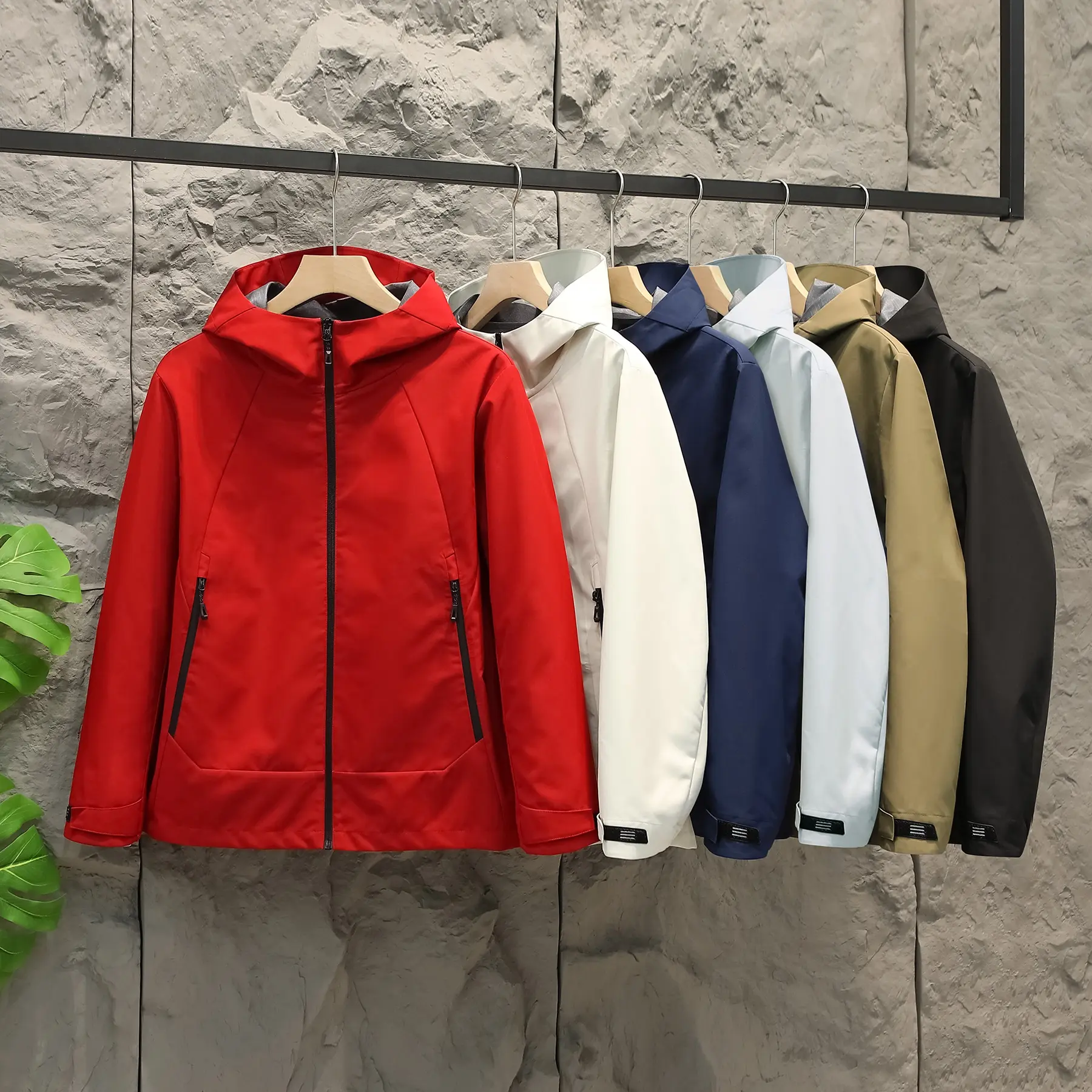 Nia Fabric Lightweight Hard-Shell Winter Casual Jacket 480g 100% Polyester Slim Fit Hooded Zipper Front