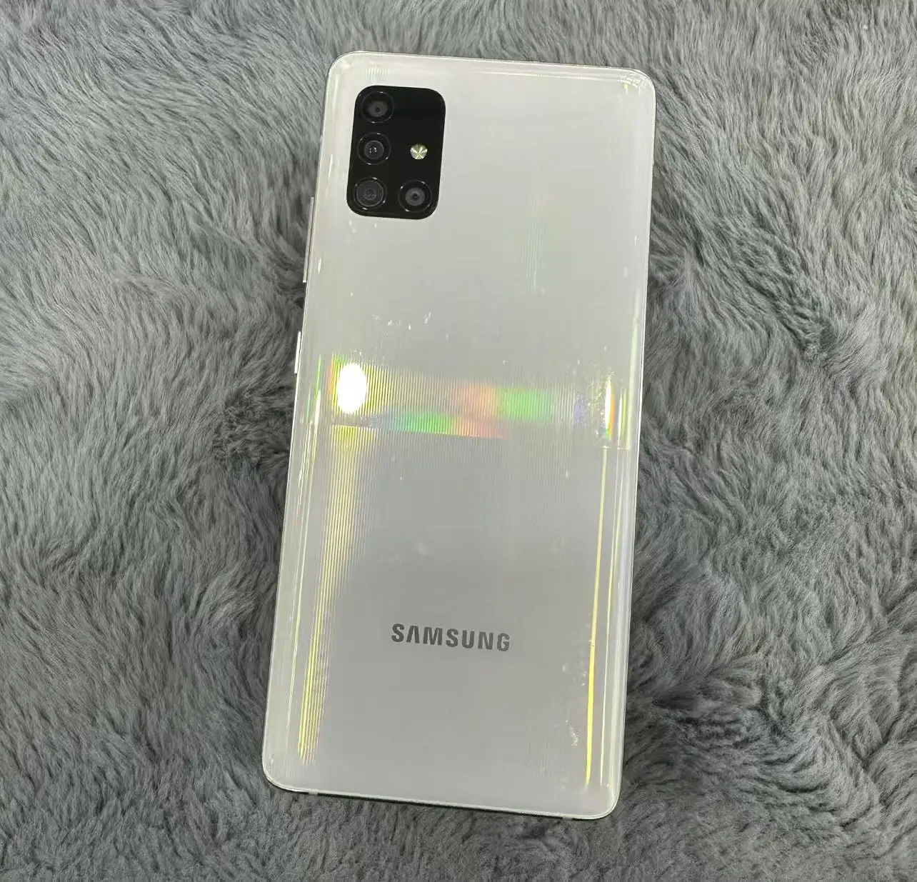 คุณภาพสูงปลดล็อกโทรศัพท์มือถือ Android A51 Original สมาร์ทโฟน Octa Core CPU LTE Cellular ในภาษาฝรั่งเศสเยอรมันสเปน